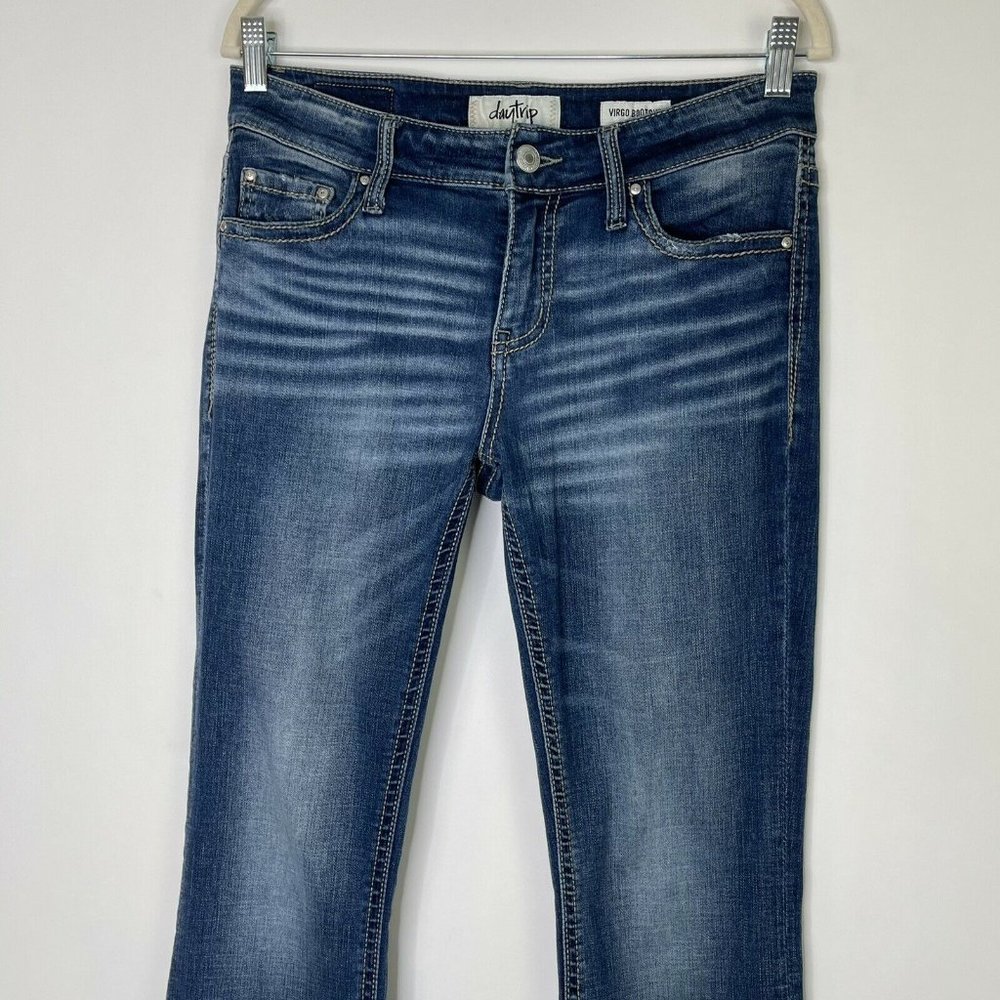 Daytrip Virgo Bootcut Jeans Size 28 - Picture 4 of 10